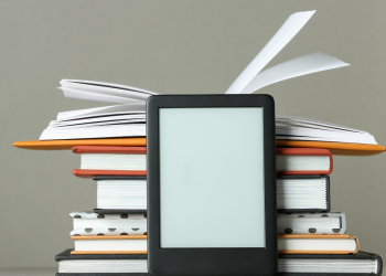 Selling E-books: Platforms and Strategies
